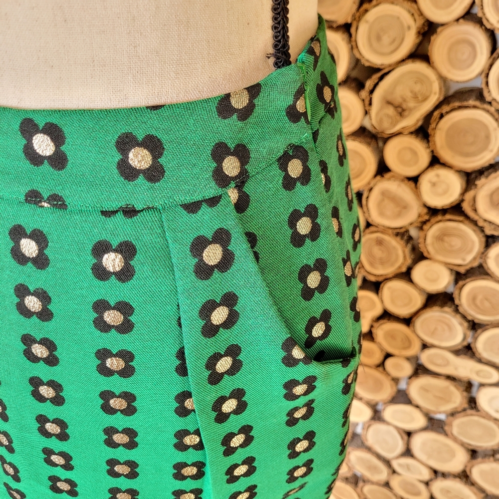 Anthropologie HD in Paris Garden Glimmer Christmas Green Tiered Flower Skirt - Picture 5 of 12